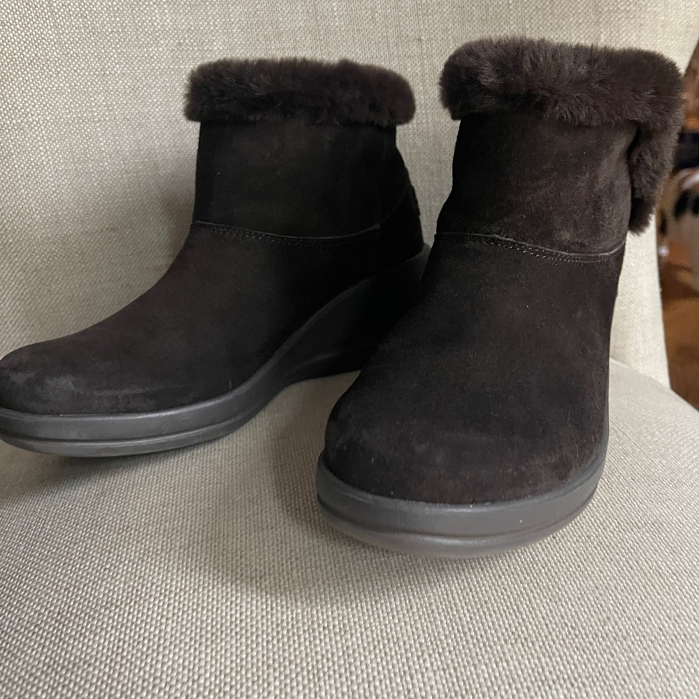 Arch fit rise-Elegant bootie chocolate brown